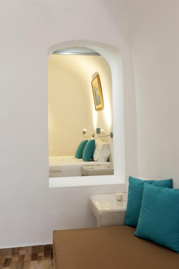 מסאריה Church And Cave - Santorini Private Residences מראה חיצוני תמונה