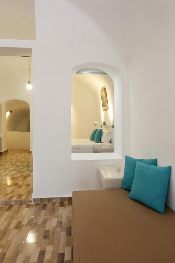 מסאריה Church And Cave - Santorini Private Residences מראה חיצוני תמונה