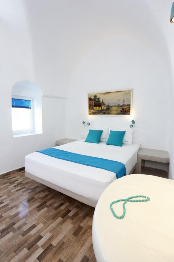 מסאריה Church And Cave - Santorini Private Residences מראה חיצוני תמונה