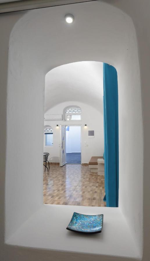 מסאריה Church And Cave - Santorini Private Residences מראה חיצוני תמונה